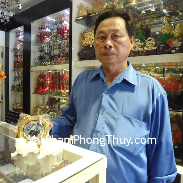 Chú Nhân - khách hàng mua Tỳ Hưu Bạch Ngọc Trơn Nhỏ H007