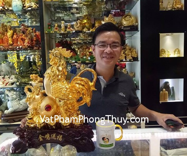 Anh Phú - khách hàng mua tượng gà vàng bên hồ lô G030A
